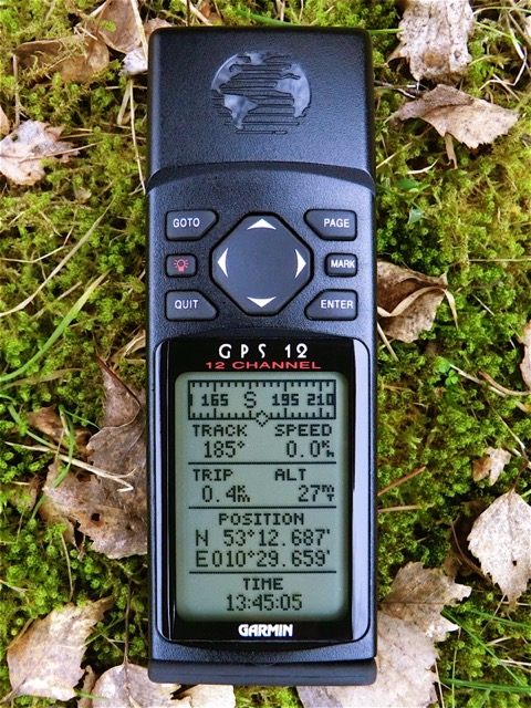 Garmin GPS 12.jpg